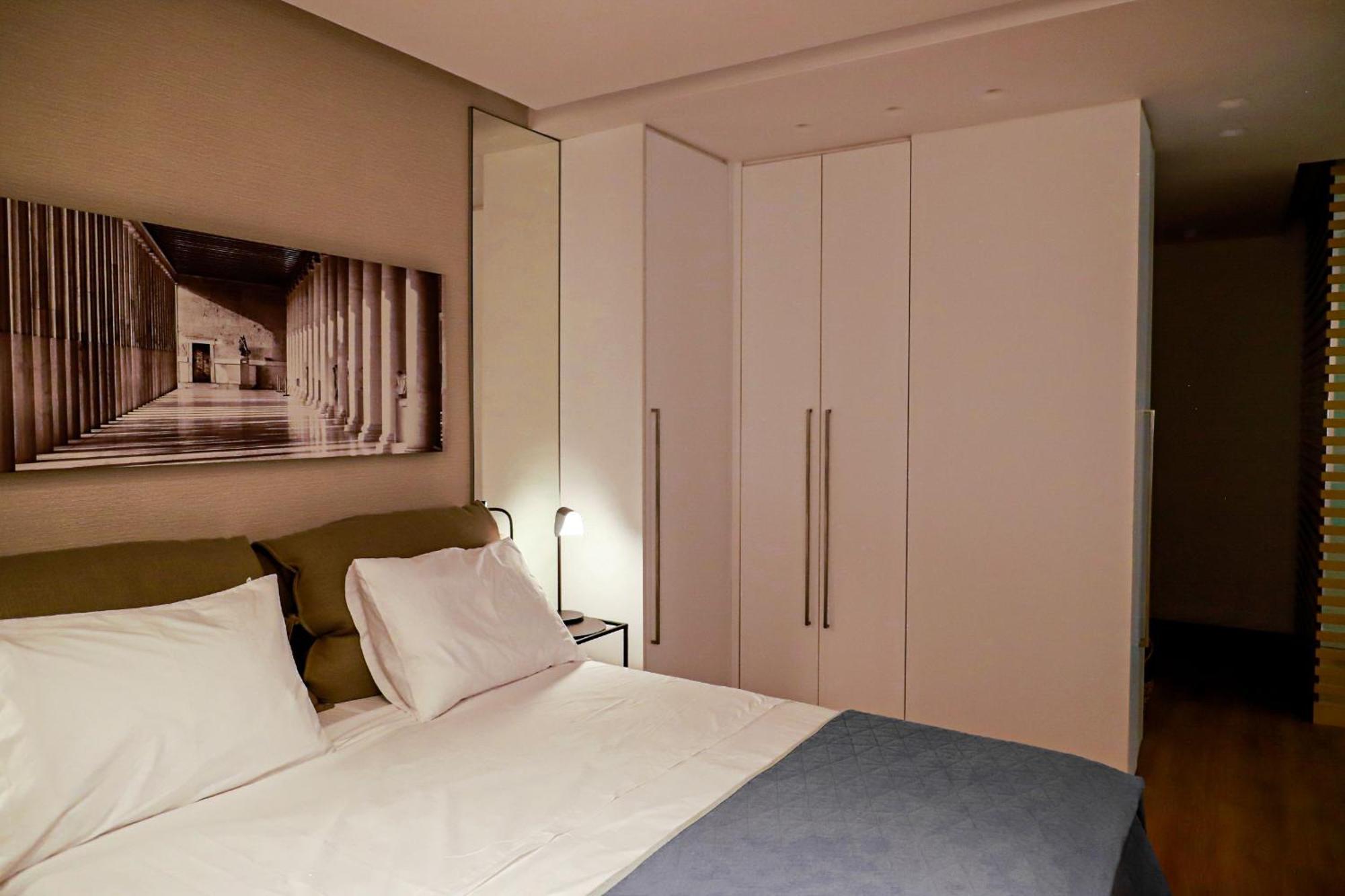 Renovated Apartment With Roof Garden Access, 15 M Walk To Acropolis เอเธนส์ ภายนอก รูปภาพ