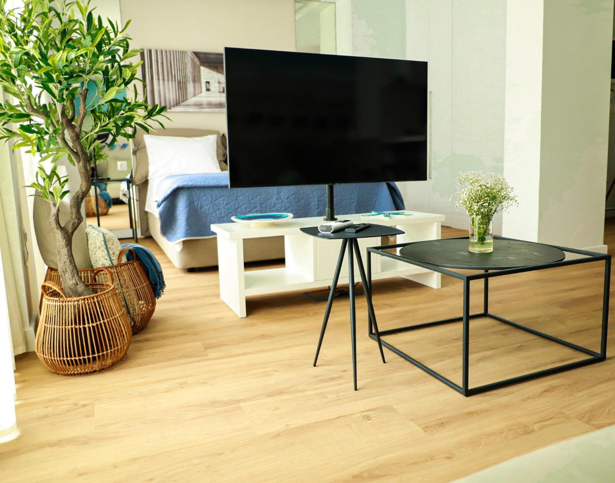 Renovated Apartment With Roof Garden Access, 15 M Walk To Acropolis เอเธนส์ ภายนอก รูปภาพ