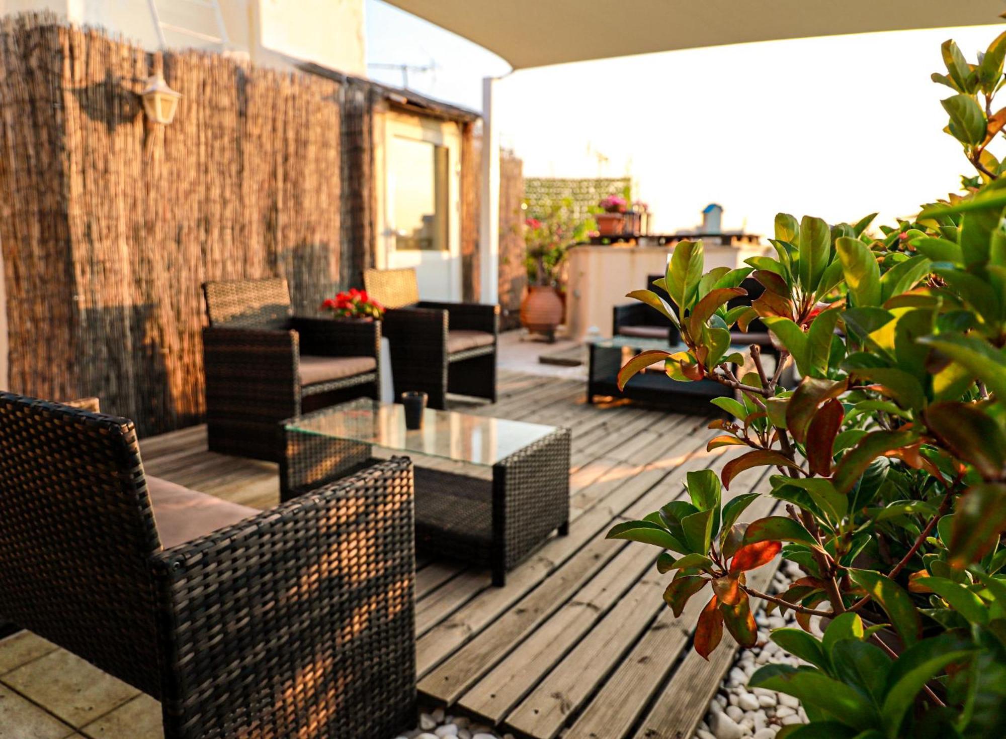 Renovated Apartment With Roof Garden Access, 15 M Walk To Acropolis เอเธนส์ ภายนอก รูปภาพ