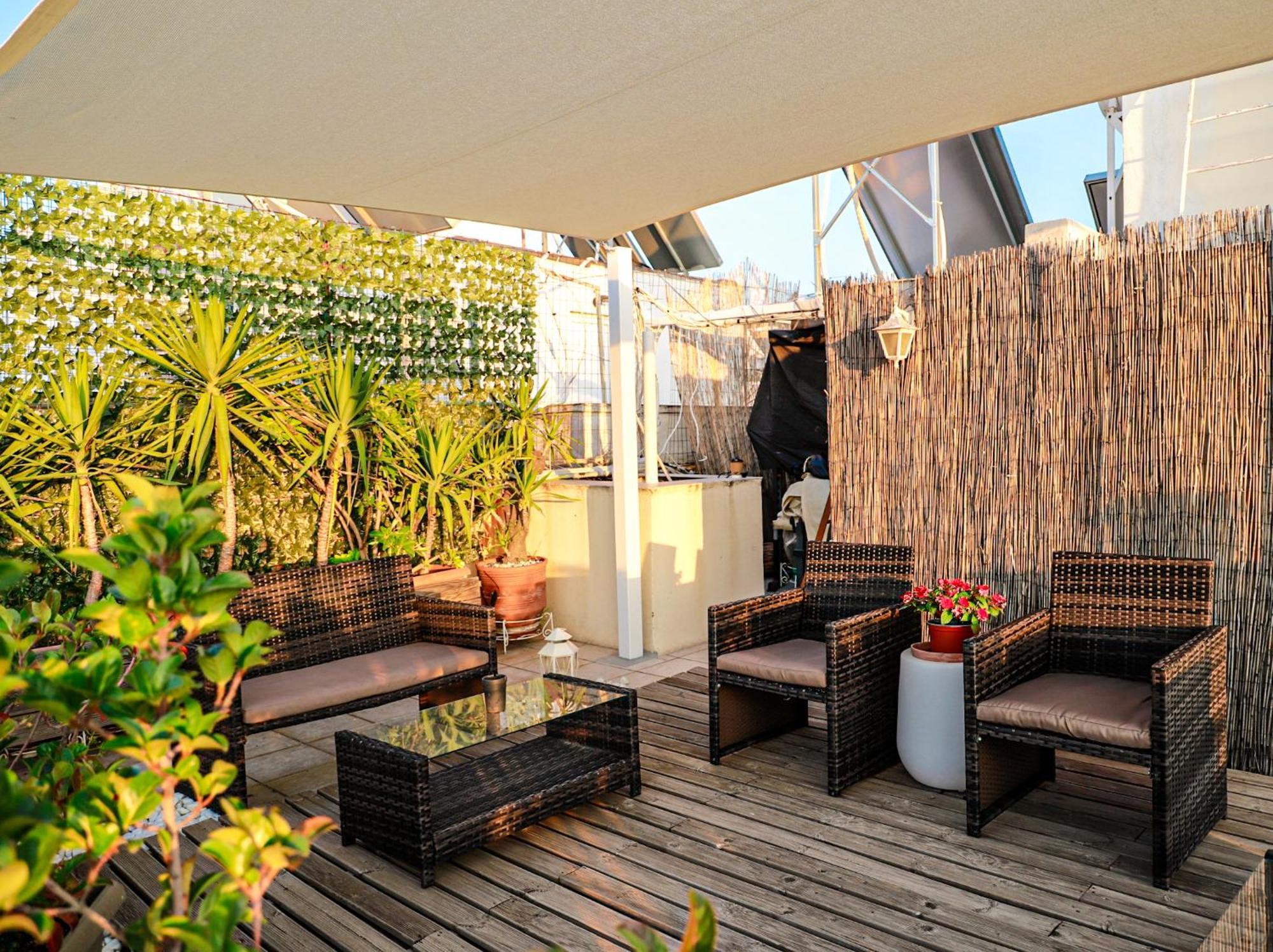 Renovated Apartment With Roof Garden Access, 15 M Walk To Acropolis เอเธนส์ ภายนอก รูปภาพ